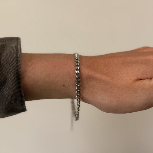 Y2K Silver Cuban Chain Bracelet – Stainless Steel, 8–9", Unisex, Brand New - Picture 5 of 6